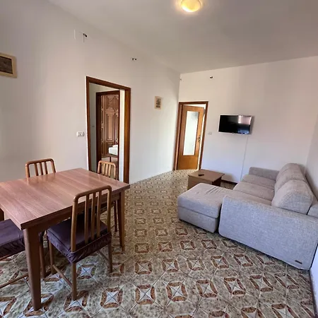 Sardagna 1 Palace Διαμέρισμα *